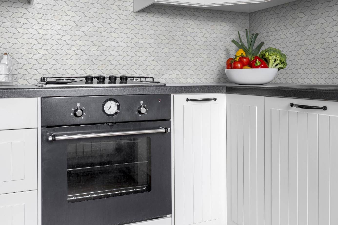 Elongated Hexagon White  | Digital Tile Catalog | Carminart