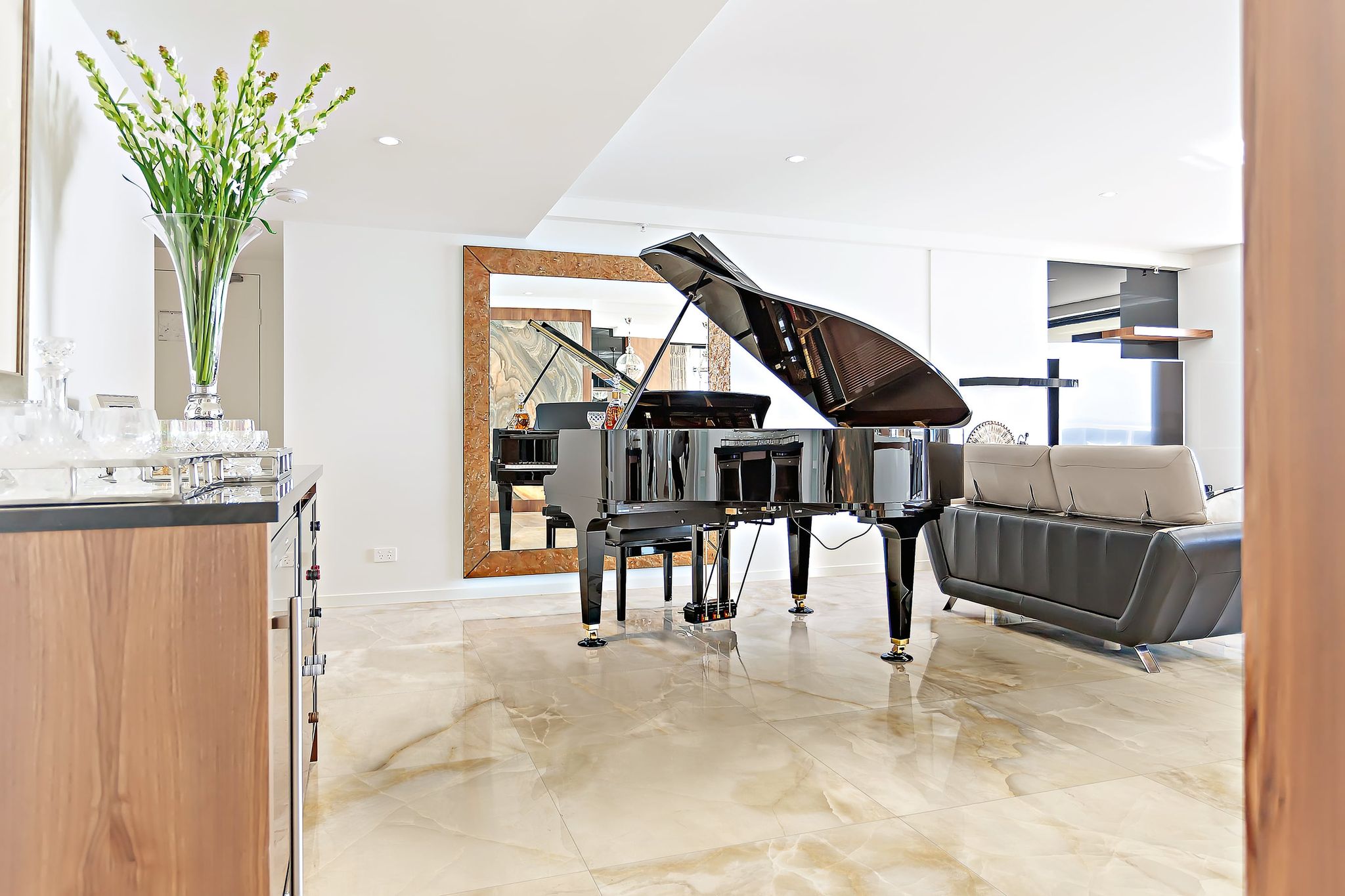 Romance Beige 1 | Digital Tile Catalog | Carminart